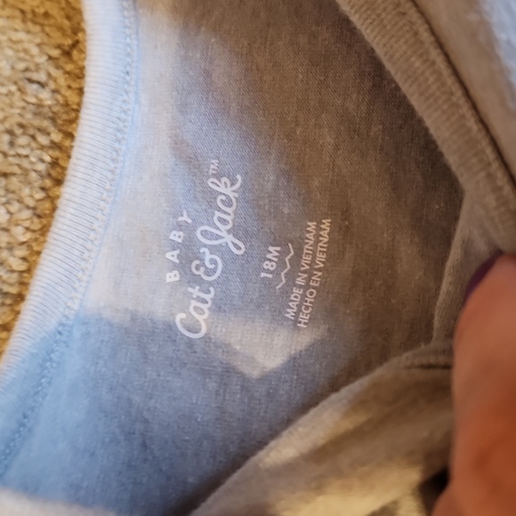 18 months Cat & Jack outfit - Picture 4 of 7